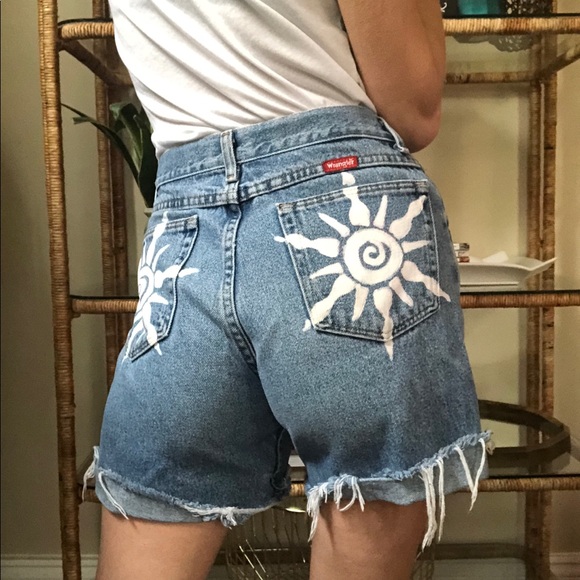 Vintage wrangler shorts. - Picture 2 of 8